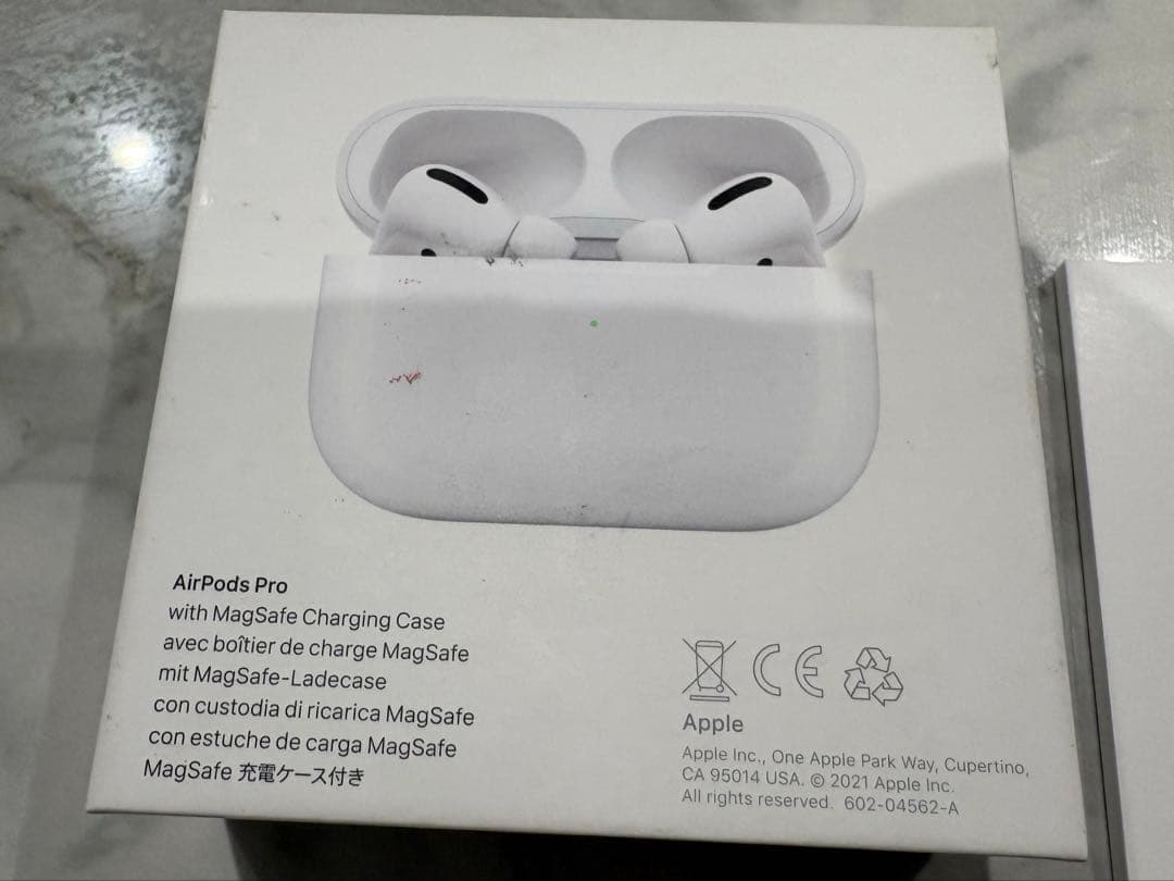 ★Apple★AirPods Pro ★ 両耳のみです★正規品★