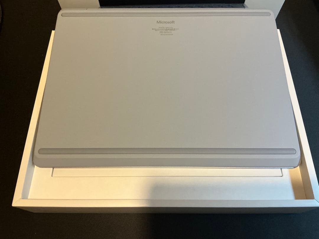 【美品】surface laptop Go3 16GB/256GB