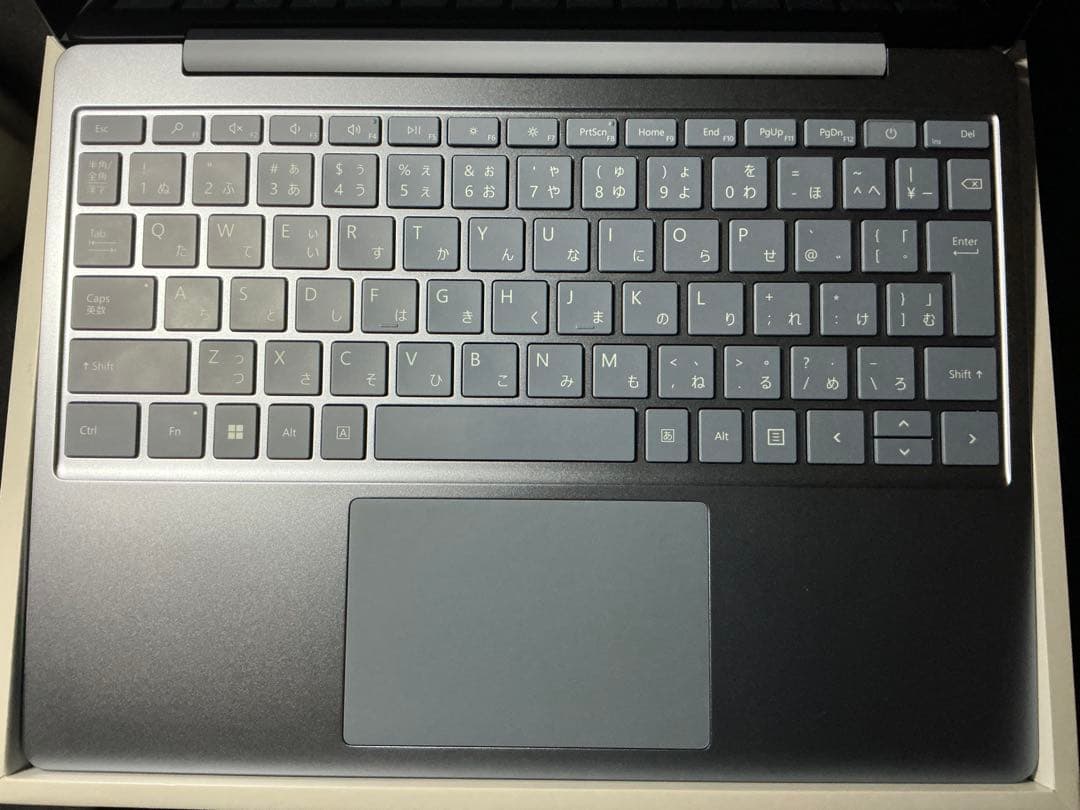 【美品】surface laptop Go3 16GB/256GB