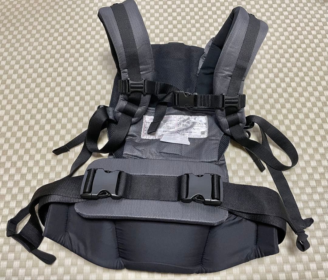 M*5様 2025極美品 おまけ付 アンジェレッテ ベビーキャリア オン抱っこ紐