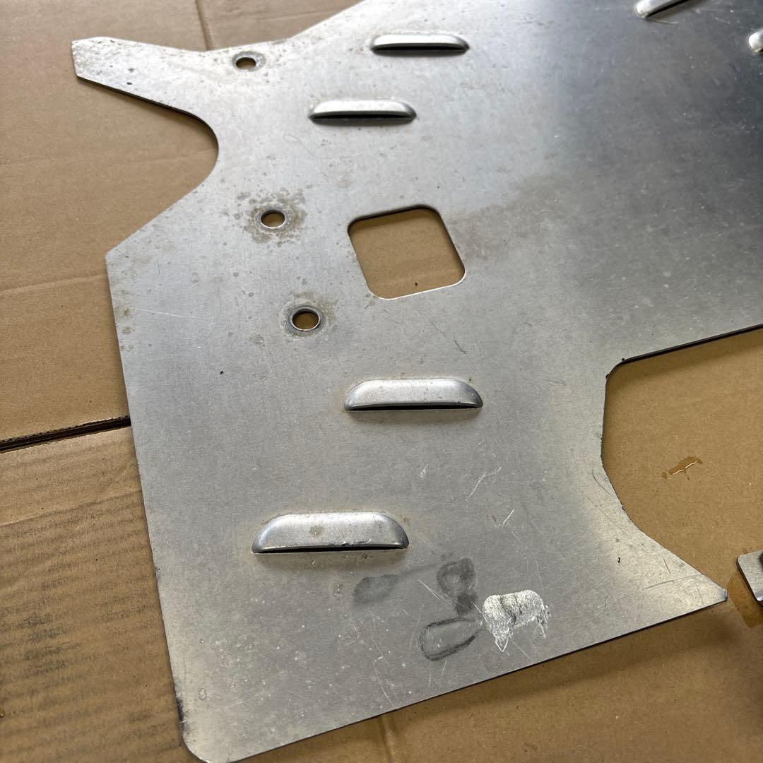 タニグチ　jb23 エンジンアンダーカバー　中古