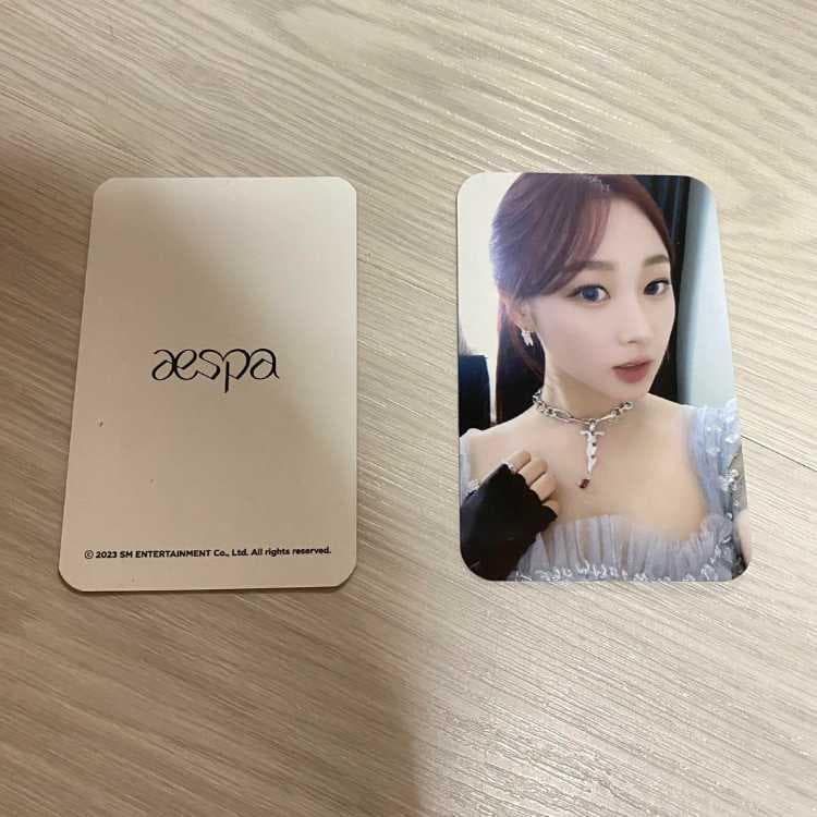 ★SGS限定トレカ★ aespa エスパ ジゼル GISELLE ペンライト