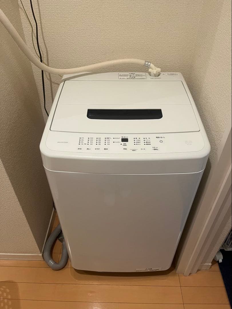 アイリスオーヤマ　2023年製洗濯機 5kg IAW-T504-W ホワイト