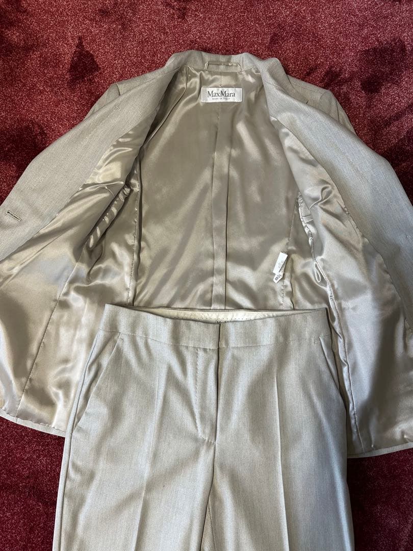 Max Mara グレー ビジネスパンツスーツ