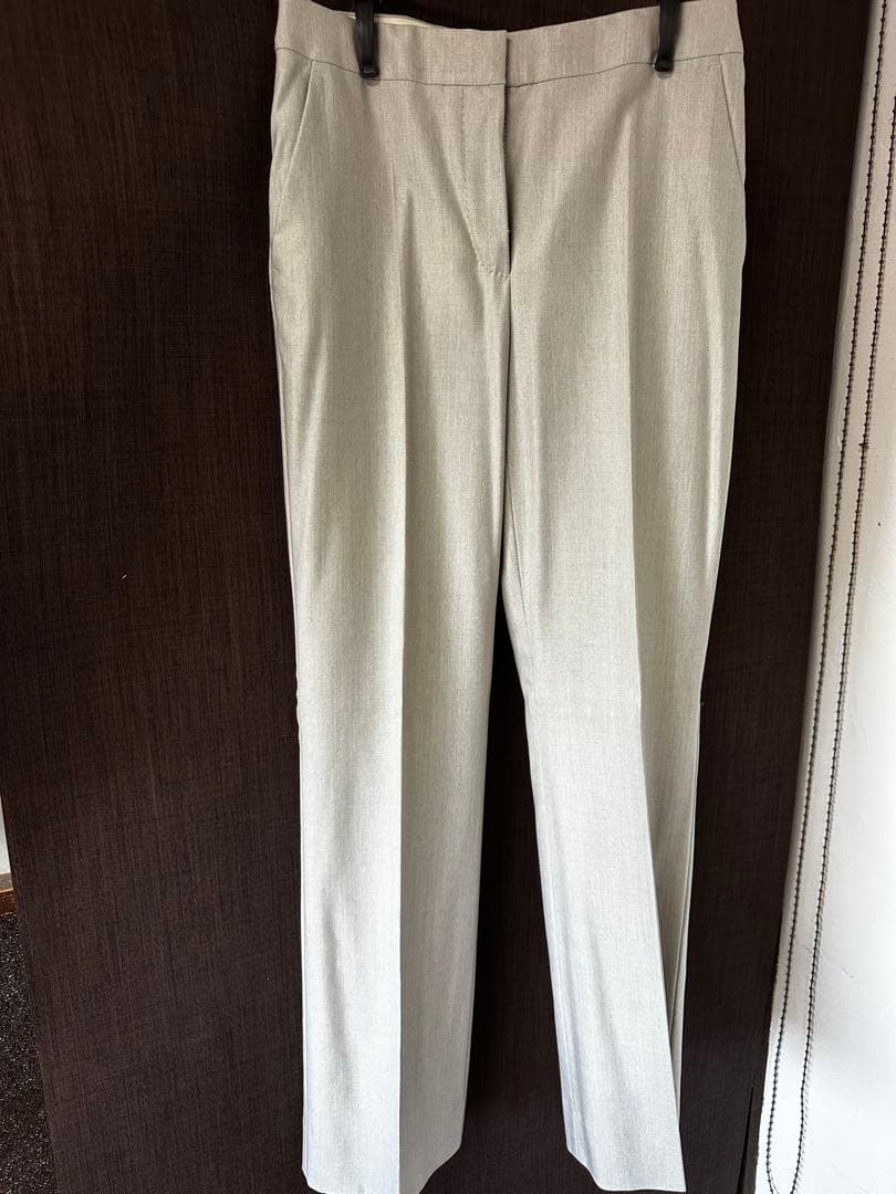 Max Mara グレー ビジネスパンツスーツ