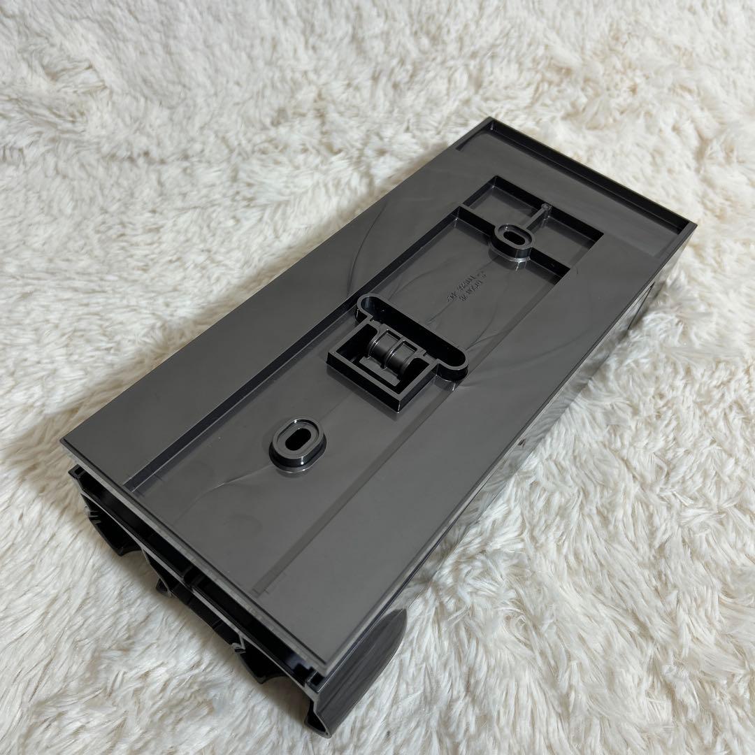 dyson コードレスクリーナー SV12