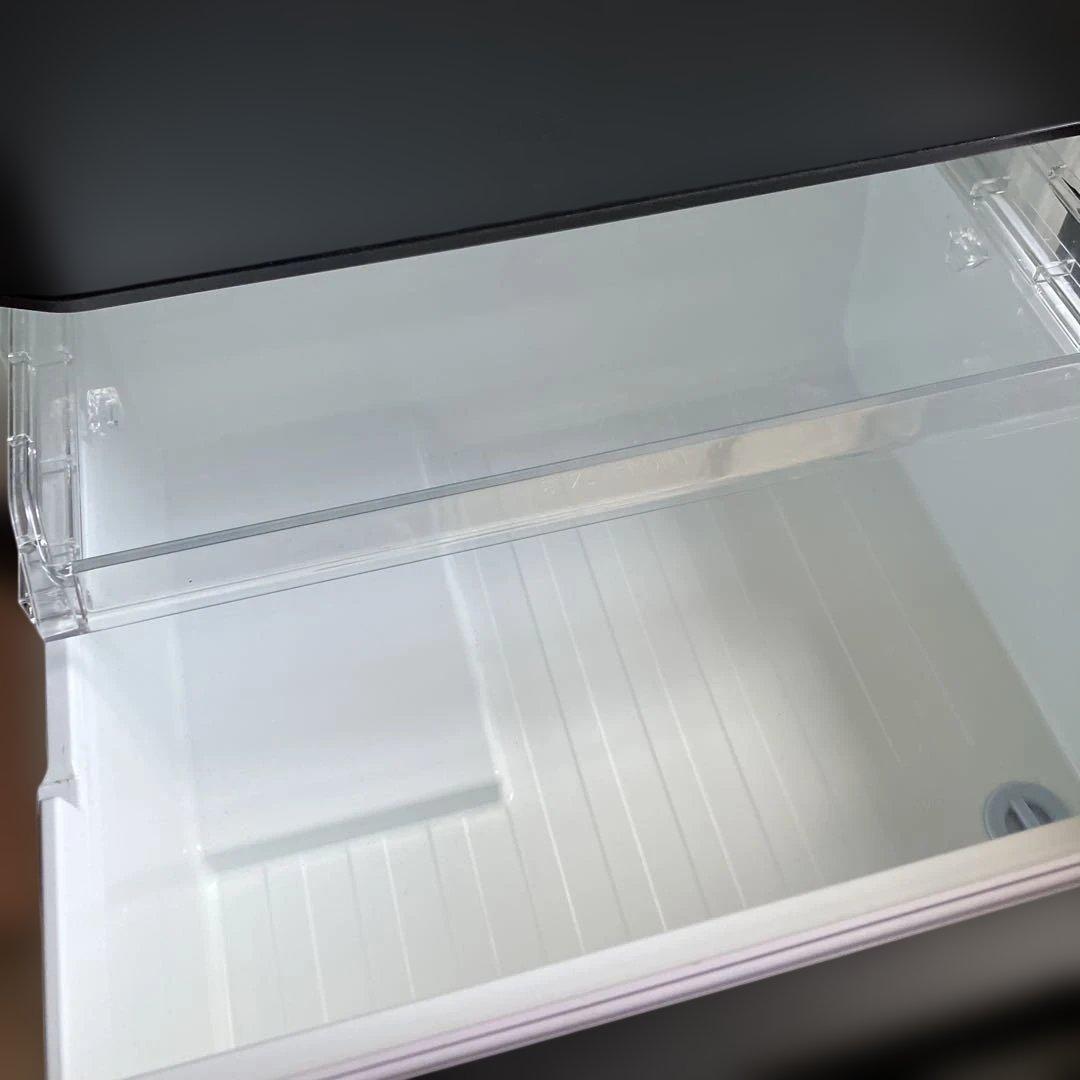 TOSHIBA マットチャコール　3ドア冷蔵庫2022年度