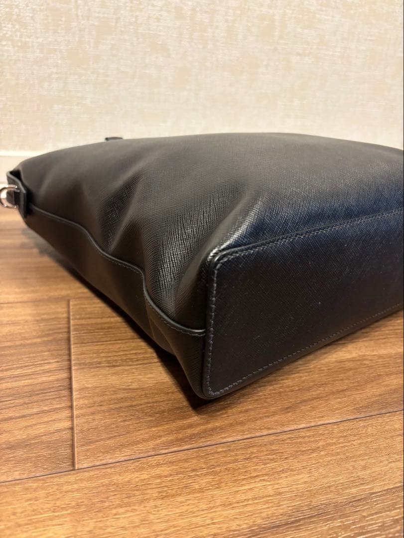 PRADA ビジネスバッグ