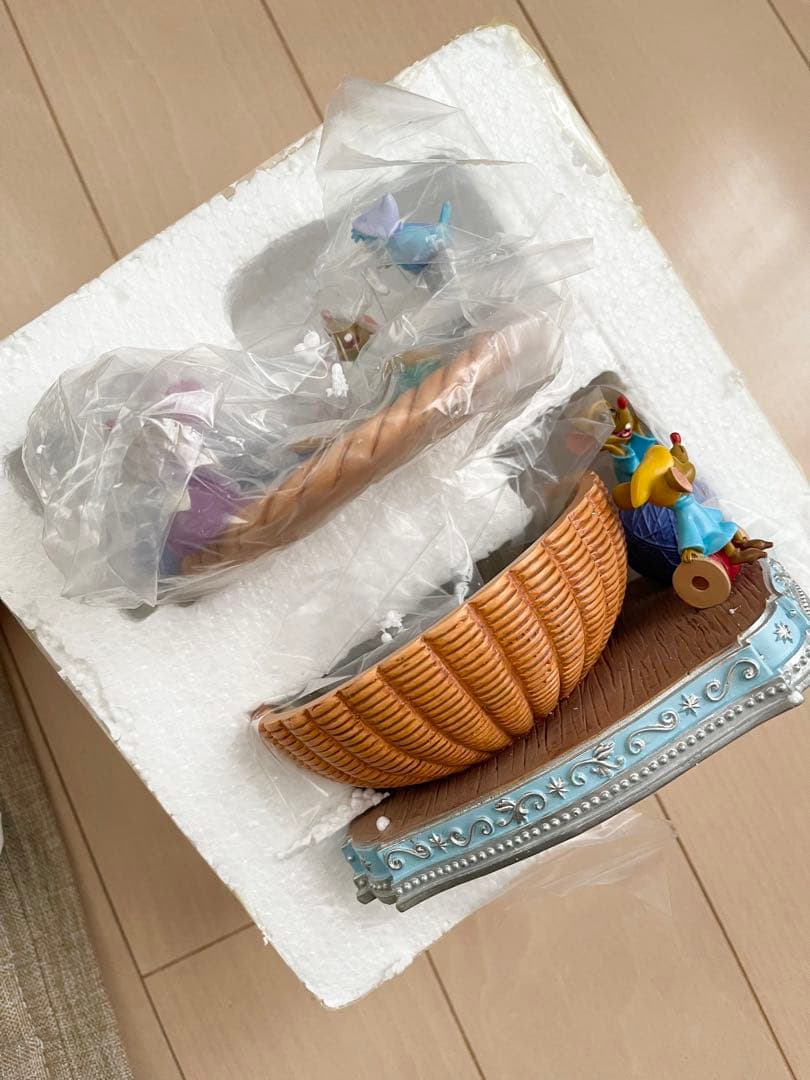 【新品未使用】シンデレラ　70周年　フィギュア　アクセサリーケース　小物入れ