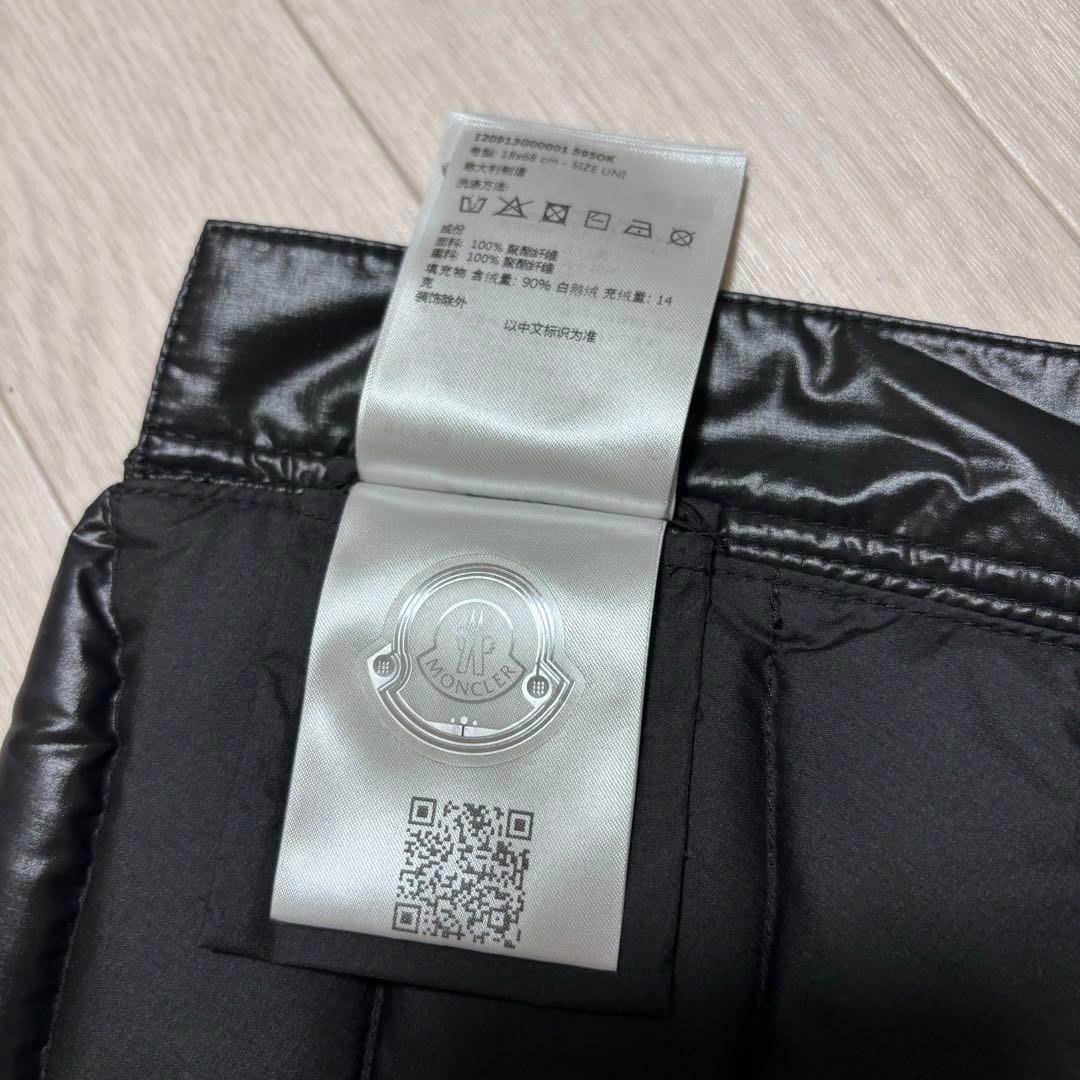 新品同様　モンクレール　黒　BLACK ダウン ネックウォーマー　4K54