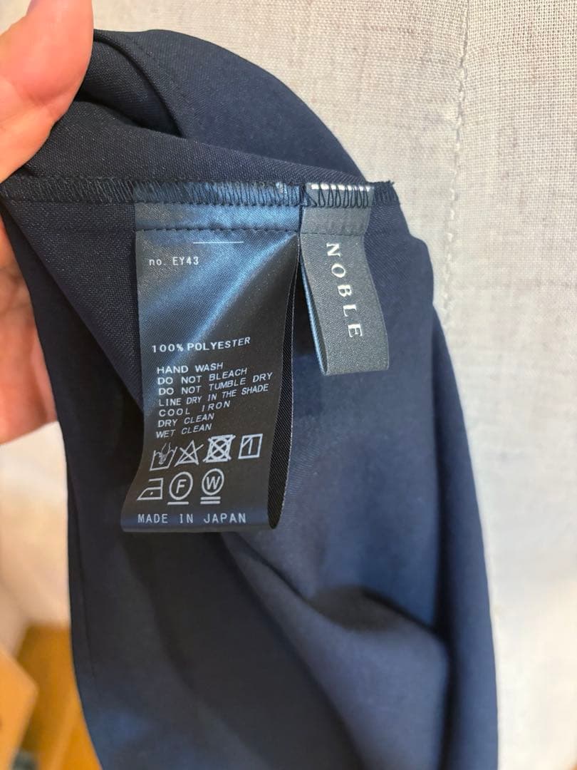 【美品ドライクリーニング済】NOBLE ケープブラウス　BLACK