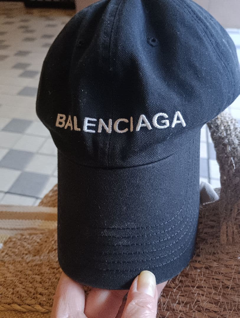 BALENCIAGA ブラック コットンキャップ