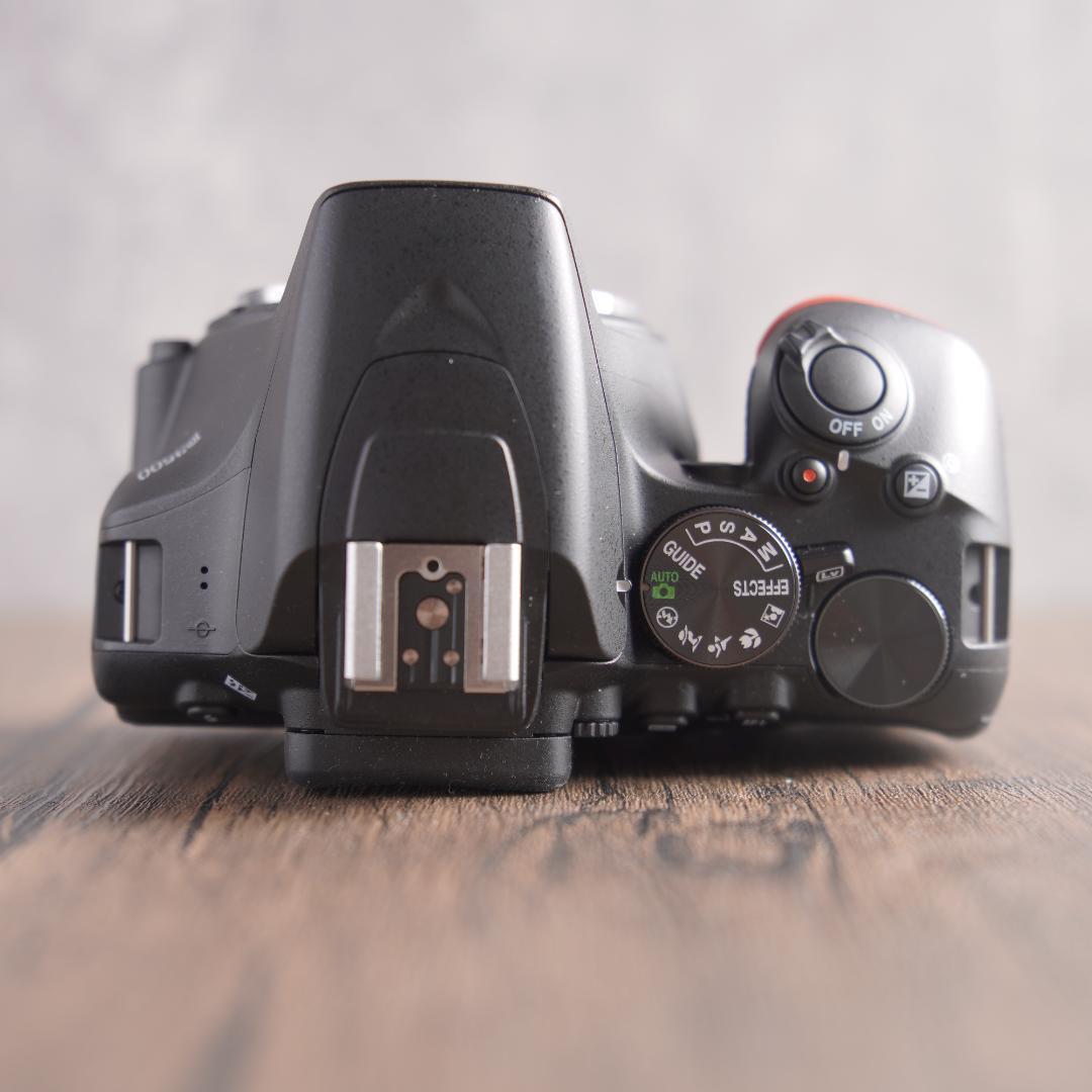 ✨ショット数まさかの64回でほぼ未使用✨Nikon D3500　267-1