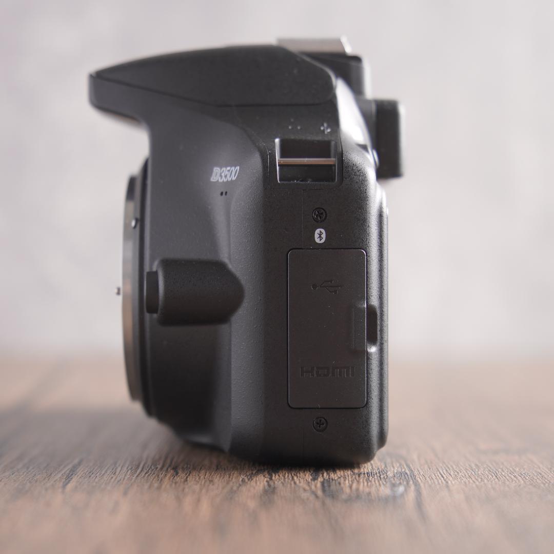 ✨ショット数まさかの64回でほぼ未使用✨Nikon D3500　267-1