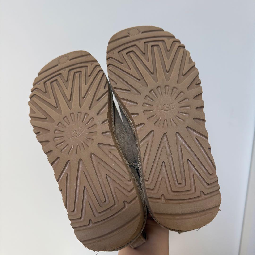 UGG クラッシック ウルトラミニブーツ モカ