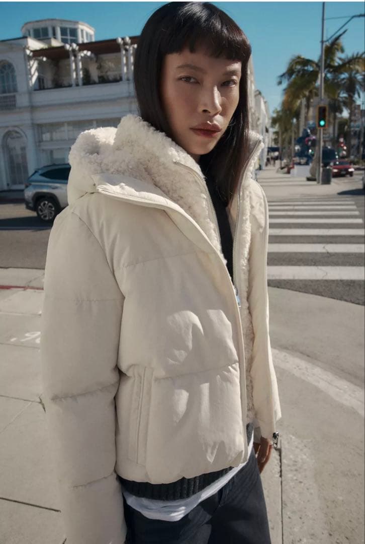 【ZARA】フェイクシープスキンフード付き撥水ウィンドブレーカー アノラック L