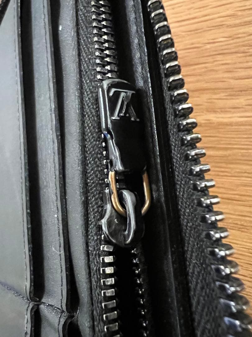 LOUIS VUITTON ブラック　メンズ　長財布