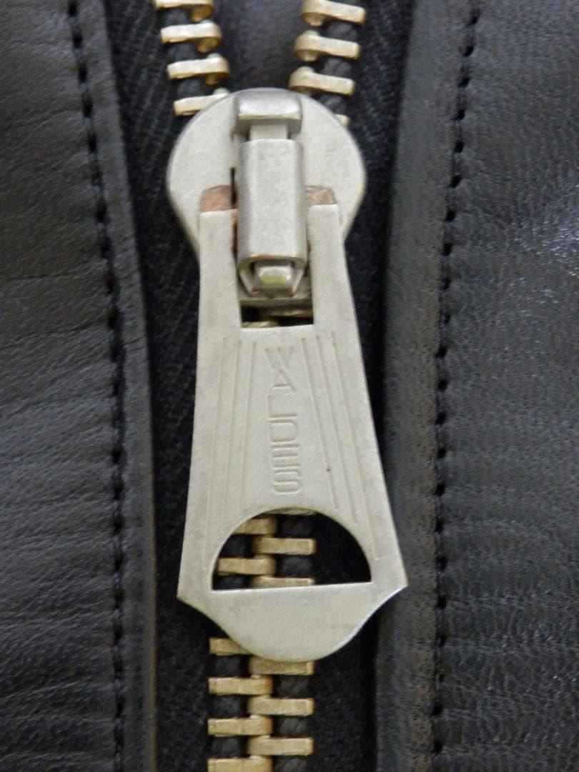 M1059 SUNSET BAY BUZZARDS サンセットベイ ホースハイド