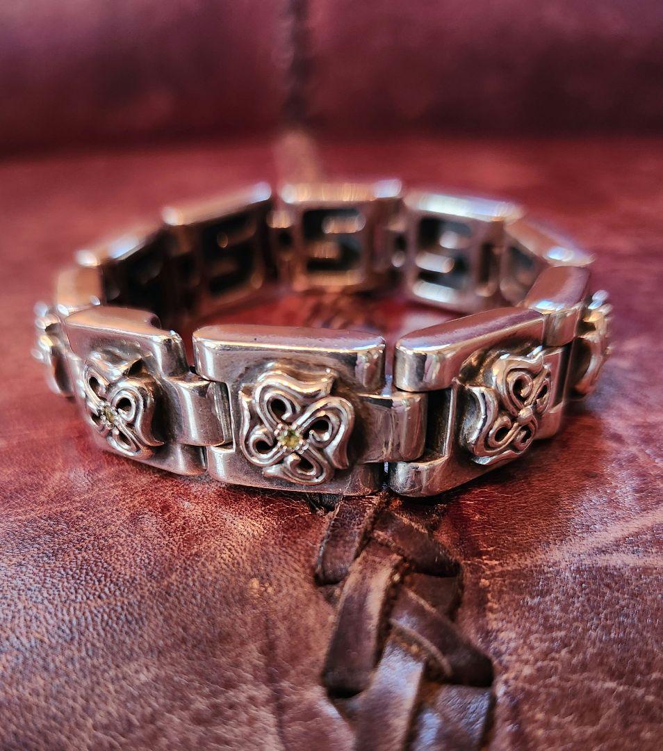 シンズスカルプチャー　シルバーブレスレット　ペリドット装飾