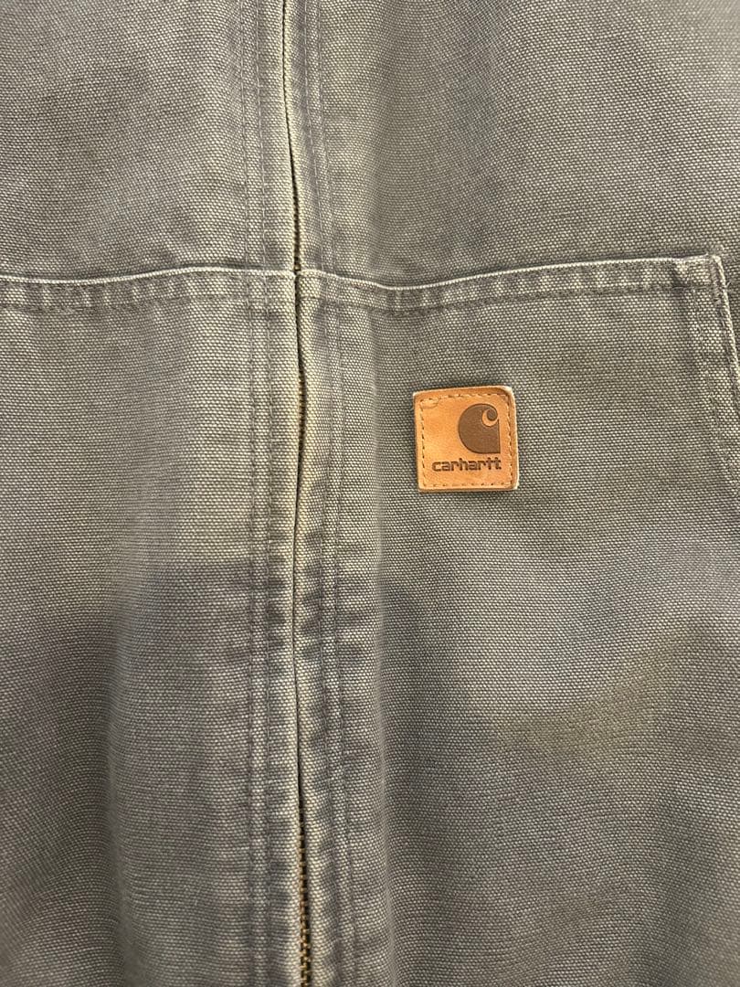 Carhartt グレー アクティブジャケット