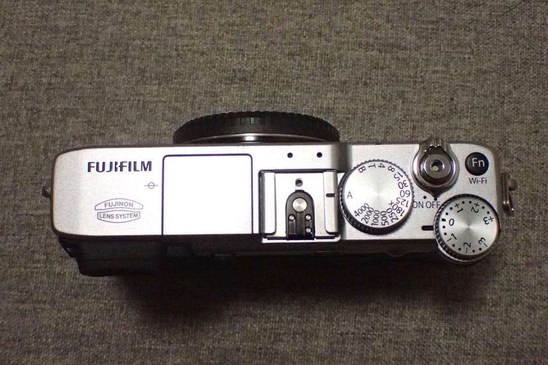 か*ん様 美品■富士フイルム FUJIFILM X-E2 ボディ■ 動作確認済■