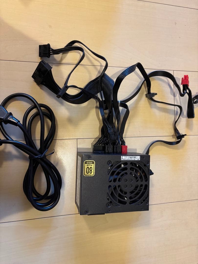 mini-itx pcケース cpuファン　グラボgtx1060　電源450w