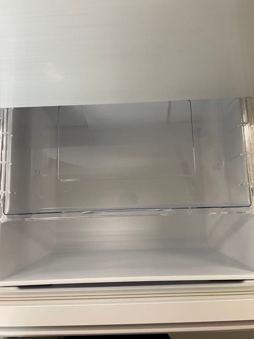 大型冷蔵庫　日立　美品　右開き　保証込み　高年式　国内製　家族向け　ホワイト