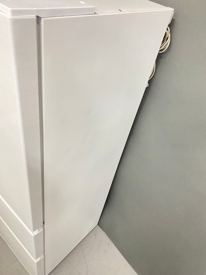 大型冷蔵庫　日立　美品　右開き　保証込み　高年式　国内製　家族向け　ホワイト