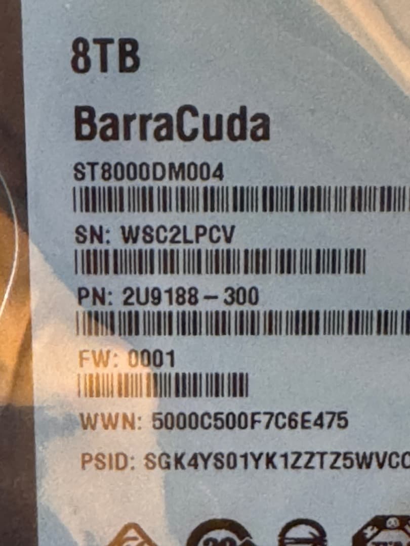 ＊新品未開封＊Seagate BarraCuda 8TB 内蔵3.5インチHDD