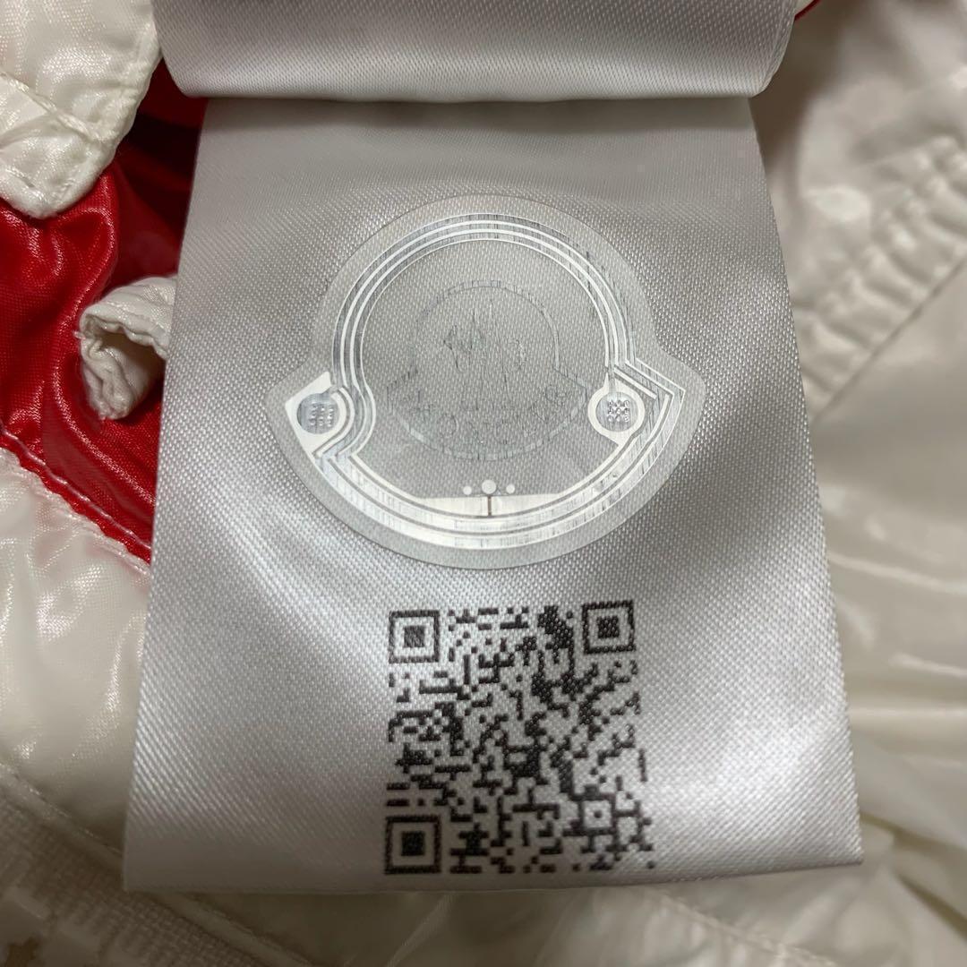 美品⭐️モンクレール　 CHIABLESE キアーブルス　3 ホワイト5D129