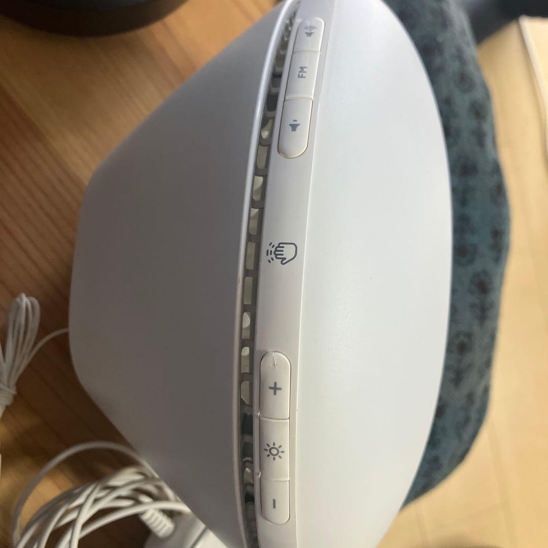 Philips 目覚まし時計 球形 ホワイト