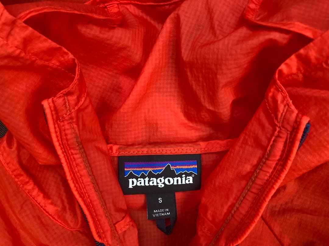 パタゴニア　メンズ・フーディニ・ジャケット　Sサイズ　美品！！