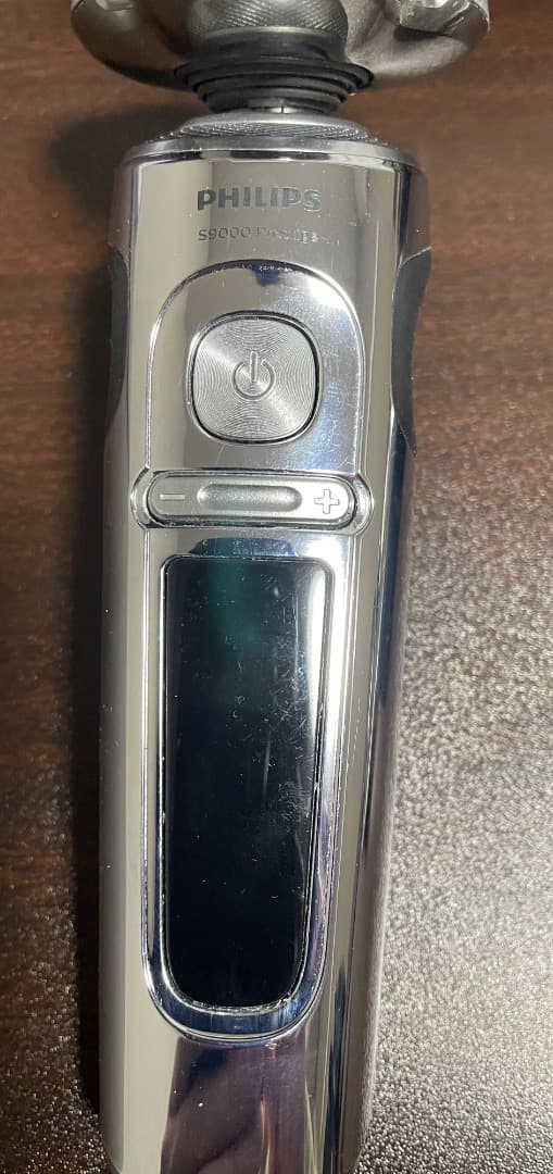 【Queen】PHILIPS シェーバー（SP9863）