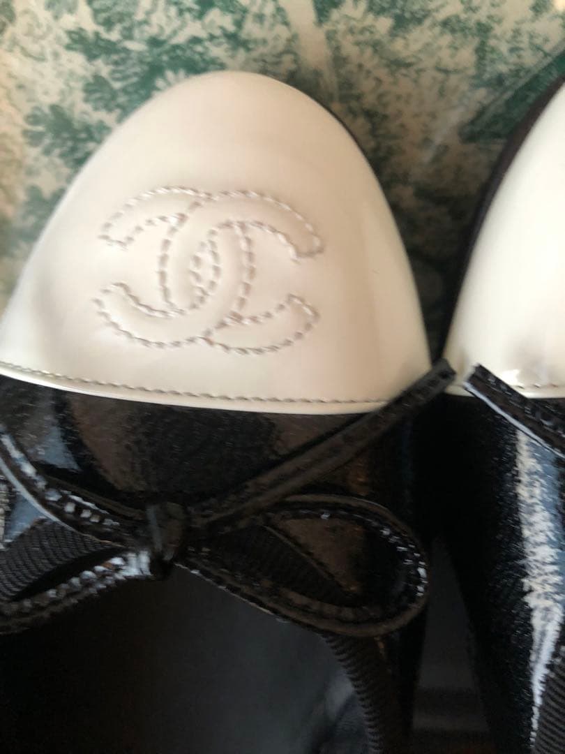 CHANEL バレエシューズ 黒/白