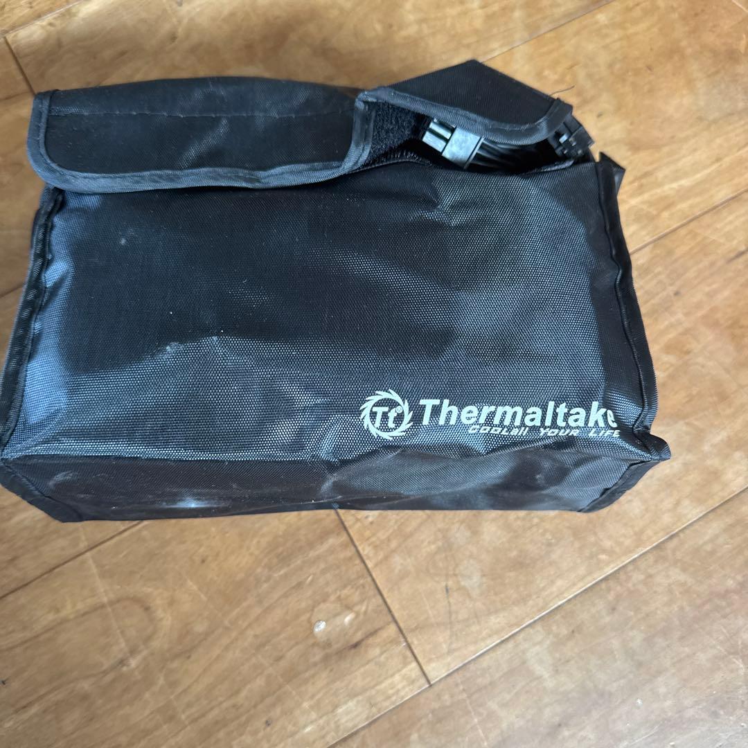 電源ユニット Thermaltake 1200w