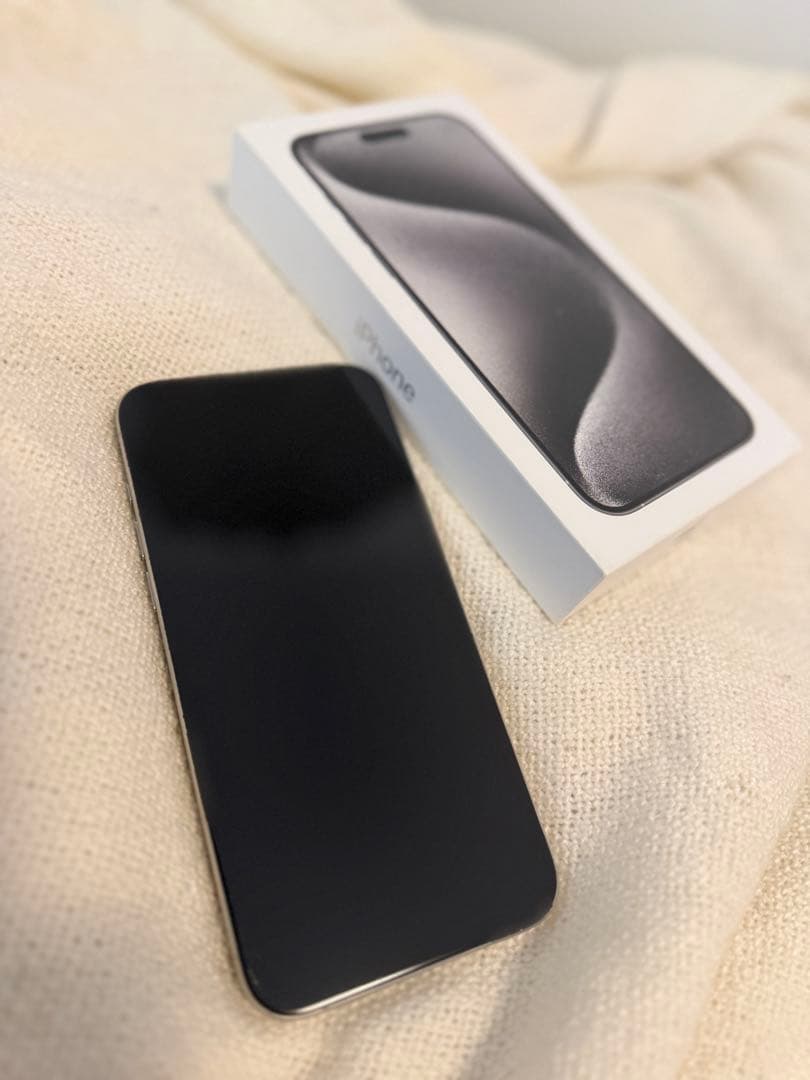 【美品】iPhone15ProMax 1TB ホワイトチタニウム SIMフリー