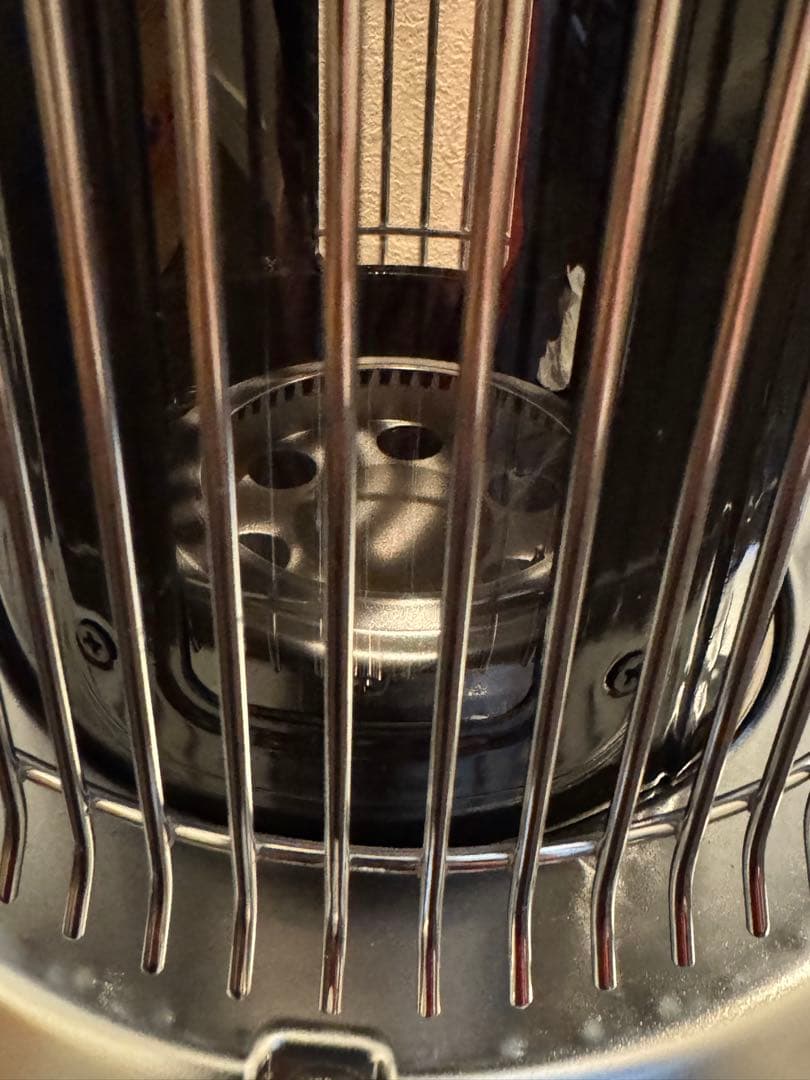 岩谷 カセットガスストーブ マル暖 CB-STV-MRD★試運転のみ