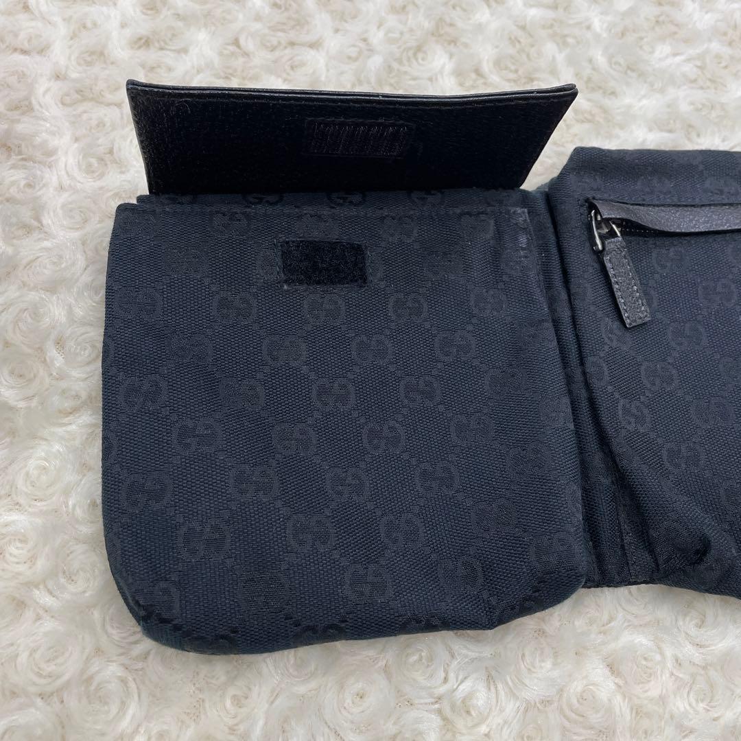 GUCCI GGキャンバス　ウエスト・ボディバッグ