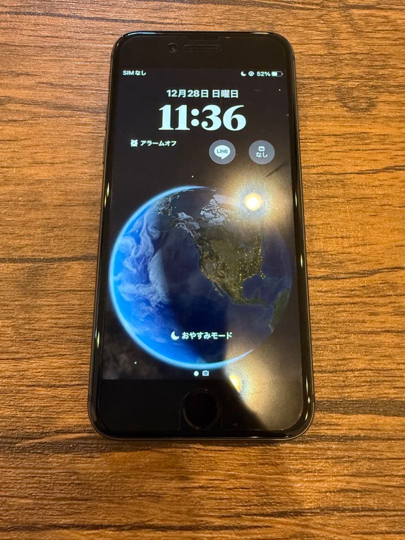 simフリーApple iPhone 8 ブラック 本体　初期化済み