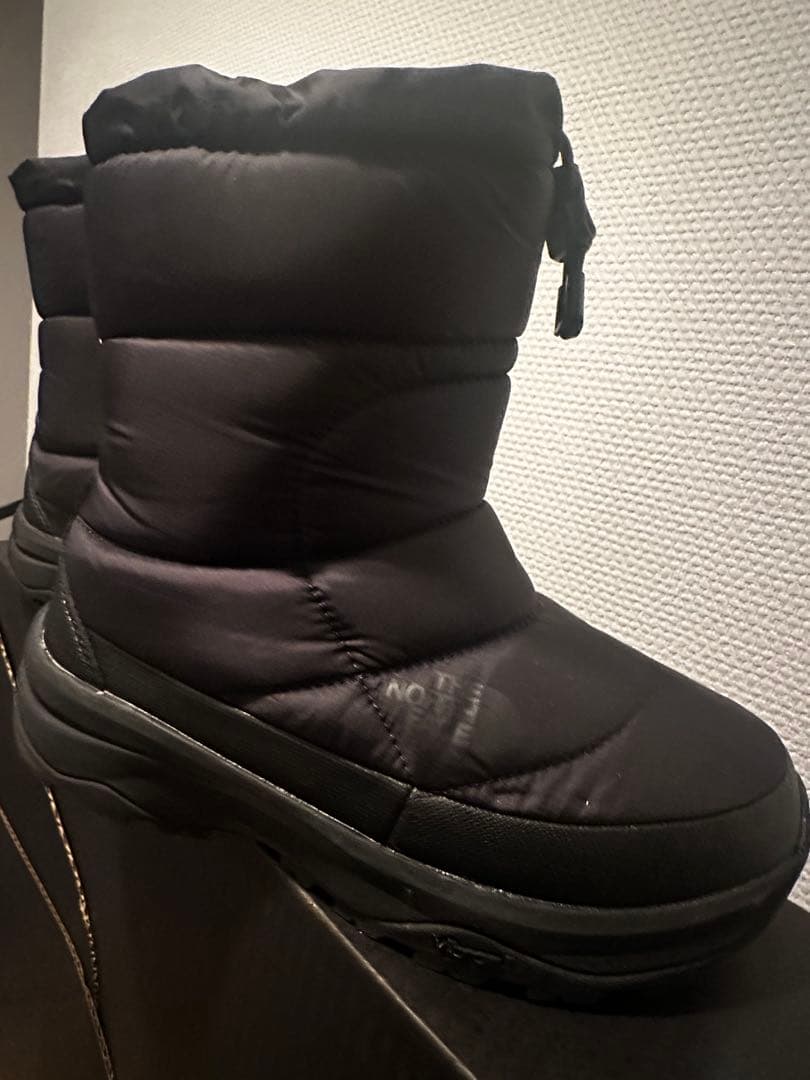 美品THE NORTH FACE ヌプシ　防水スノーブーツ ブラック23㌢