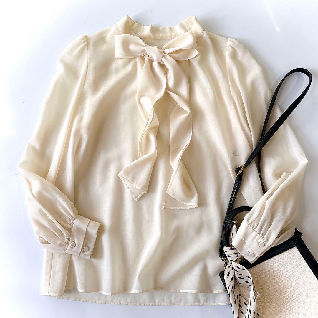 s*a様 美品⁑アナイ　ウールボイルボウタイブラウス　アイボリー　38 シアーシ