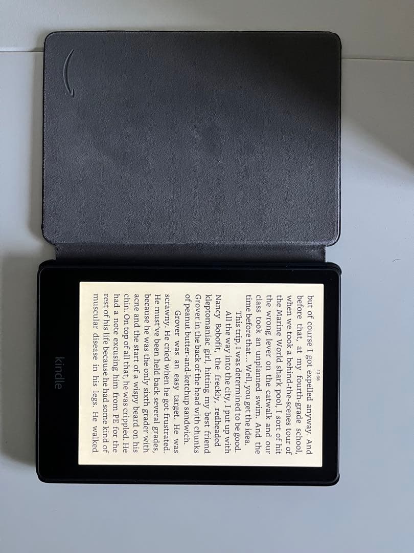 Kindle Paperwhite第11世代8GB 純正カバー付