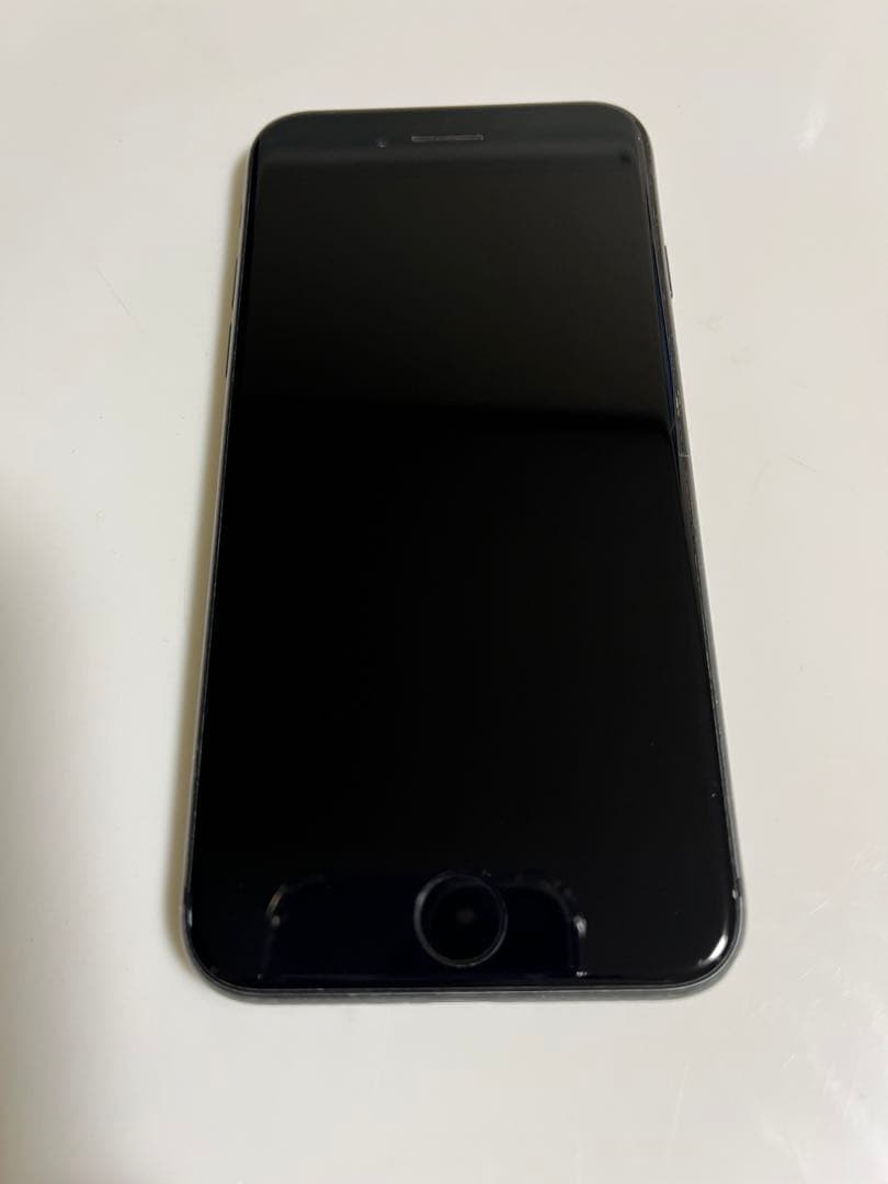 iPhone 8 スペースグレイ 64GB