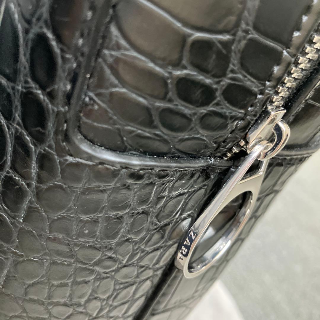 【美品】クロコ型押し 縦型ビジネスバッグ ブラック　プレゼント
