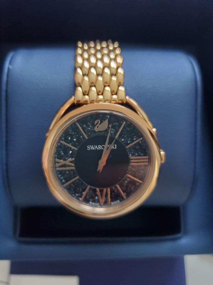 SWAROVSKI クリスタリングラム 時計