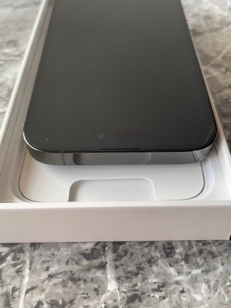 超美品6/28購入iPhone14 pro 256G ブラック SIMフリー