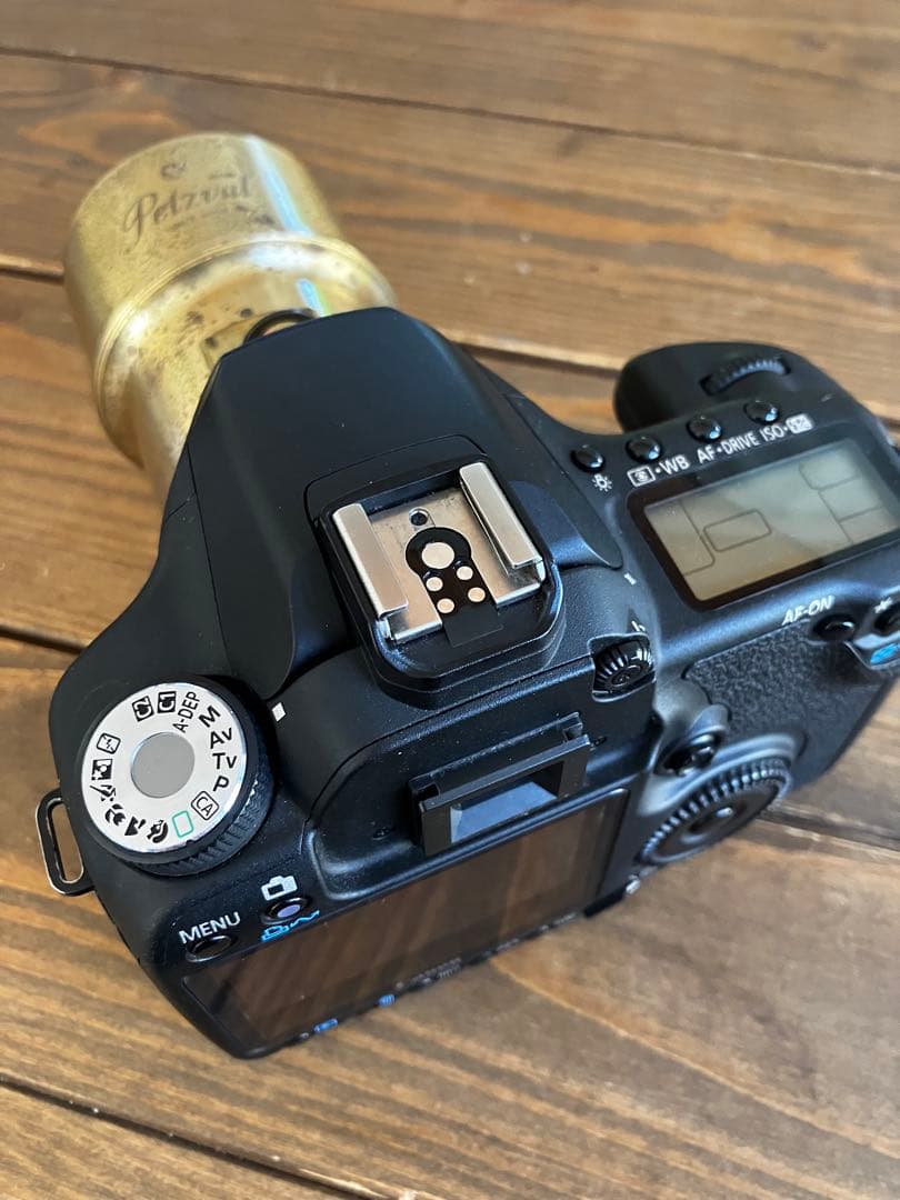 Canon EOS 50D Petzvalレンズ付き