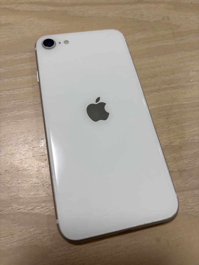 iPhone se2 白色 SIMフリー