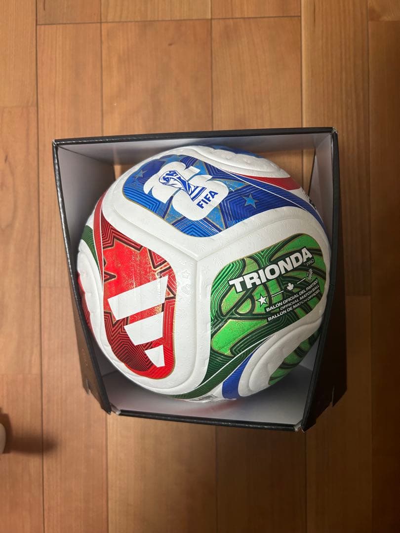 【最終値下げ】アディダス　トリオンダプロ　5号球