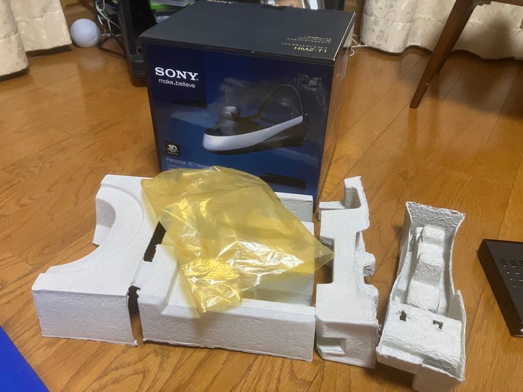 sony ヘッドマウントディスプレイ　HMZ-t 動作確認済み